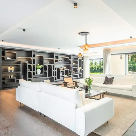 Villa Macarena - Extravagant & Luxurious Dream